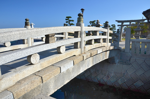 御手洗・石の太鼓橋