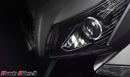 TMAX2012.jpg