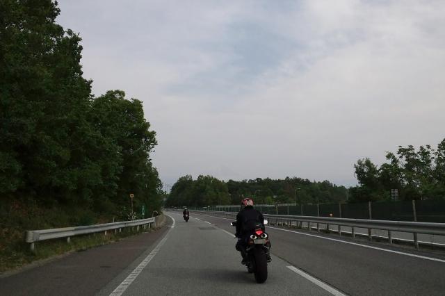 CA3H0069b.jpg