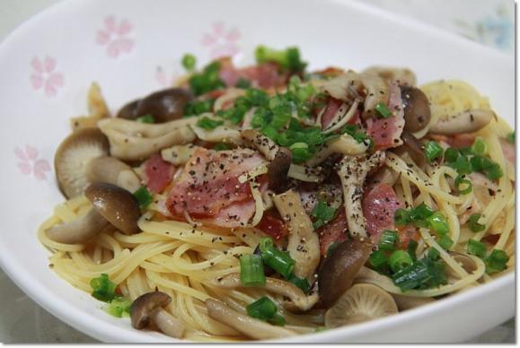 料理 めんつゆ和風パスタ