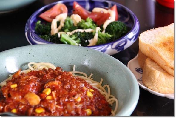 サロングレース 取材 お手製 ミートパスタ