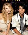 Taylor-Swift-p004.jpg