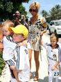 Victoria-Beckham-p007.jpg