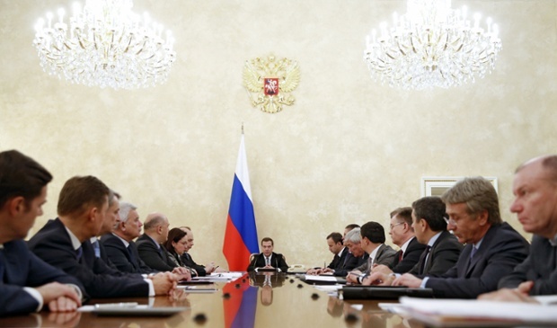 ロシア首相　緊急会合