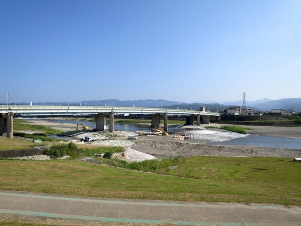 新町通り 河川敷 五條市 吉野川 やな漁