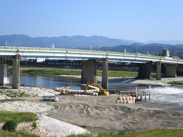 新町通り 河川敷 五條市 吉野川 やな漁