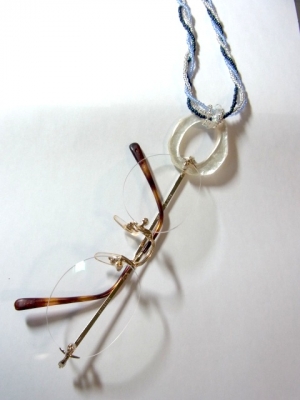 Glass Holder