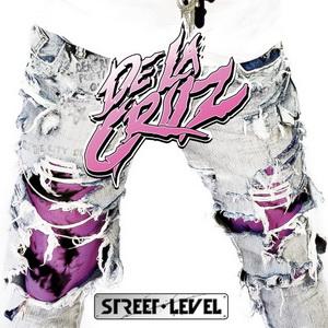 De La Cruz Street Level