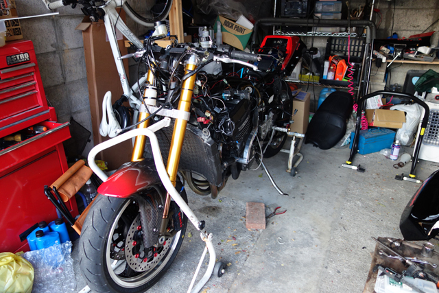 GPZ900R スモーク スクリーン クラック有り LOCKHART