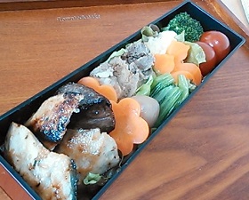 4月24日ブリのカリカリ焼き弁当