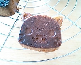 5月13日ねこ型マドレーヌ