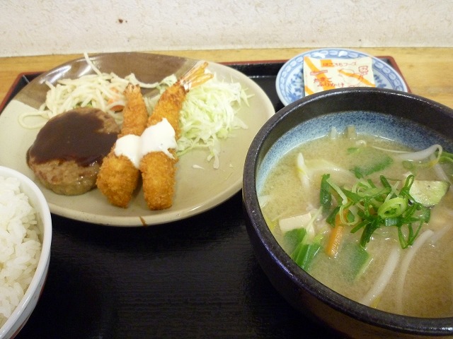 P10700372012S.jpg