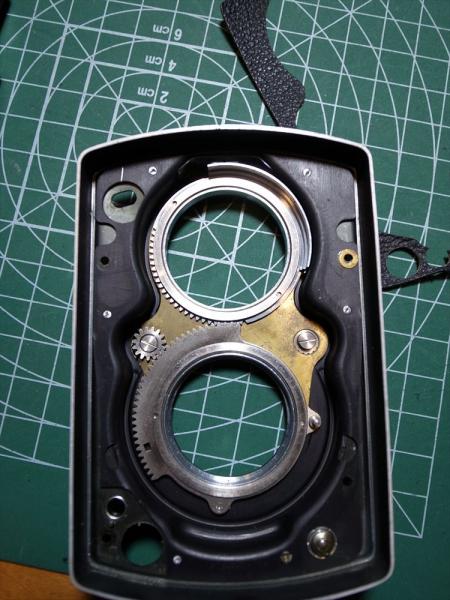 rolleiflex35A-08_R.jpg