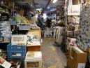書店の中のルイージ