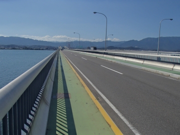 琵琶湖大橋