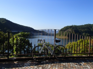 知明湖かな?