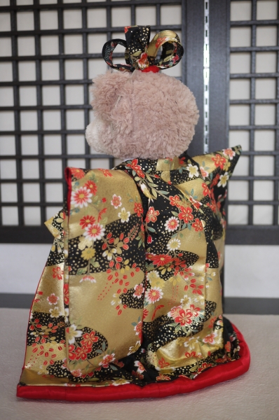 金彩後ろ