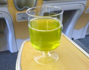 ウエルカムドリンクの冷やし緑茶