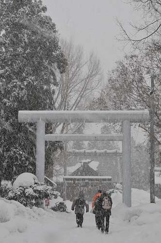 ekihai, hirosaki  three major shrine and snow lantern festival 240211 1-2-s