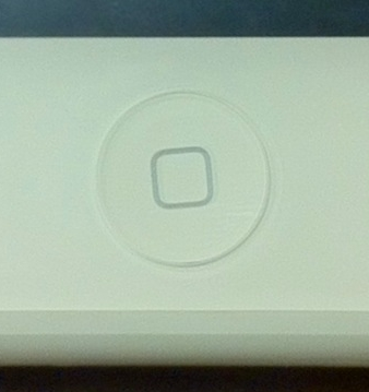 iPhoneのホームボタンの傾き2