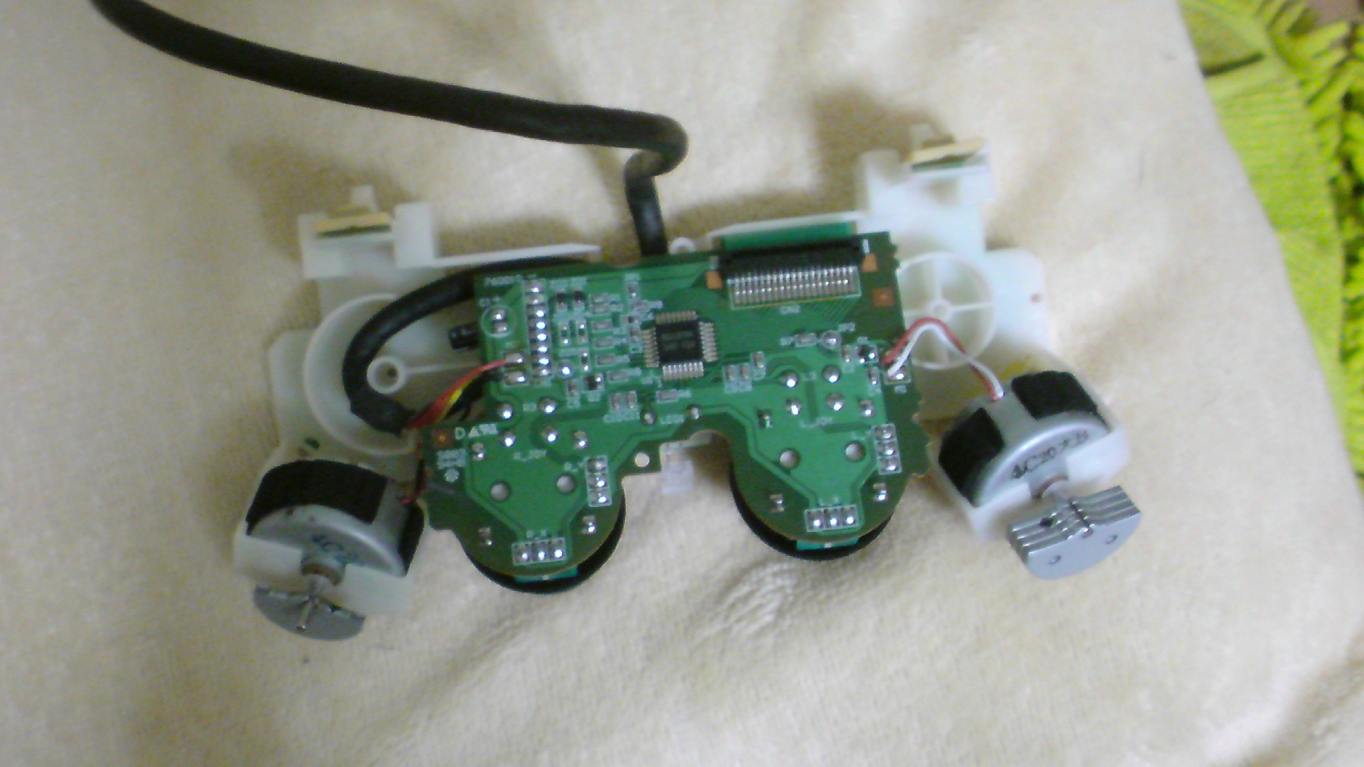 修理 プレステ コントローラー PS5コントローラーが故障！不具合が多発・・・修理に出しました。