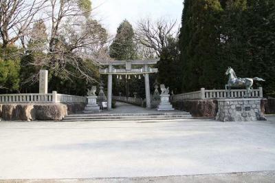 西側鳥居