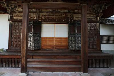 本堂2