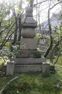 信秀のお墓