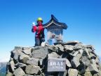 絹ちゃん奥穂高岳山頂にて-110924