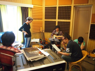 201305083436sijhr.png
