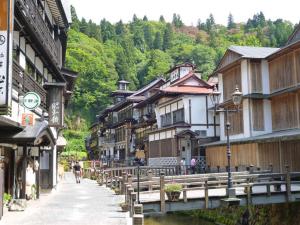 山形県 銀山温泉