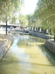 2011101407.jpg