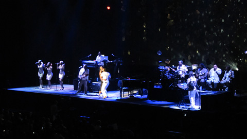 sade_mgm124.jpg