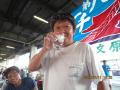 中村さんも飲む!