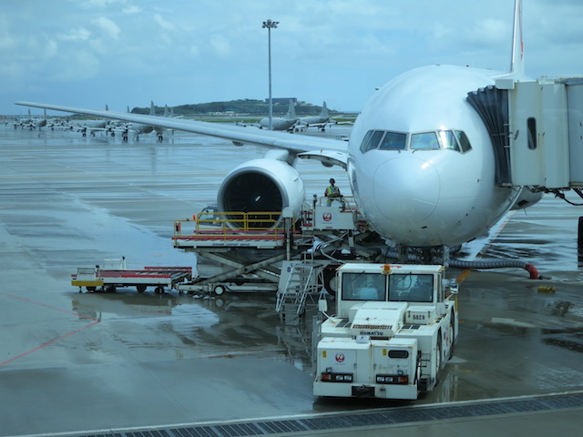 羽田行機材