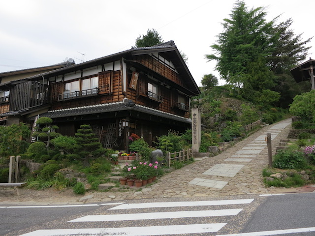 馬籠宿スタート