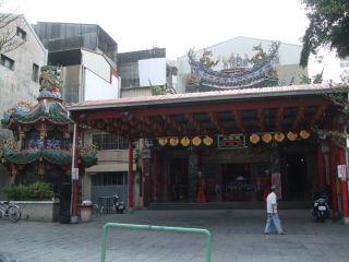 台南