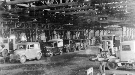 昔の自動車工場