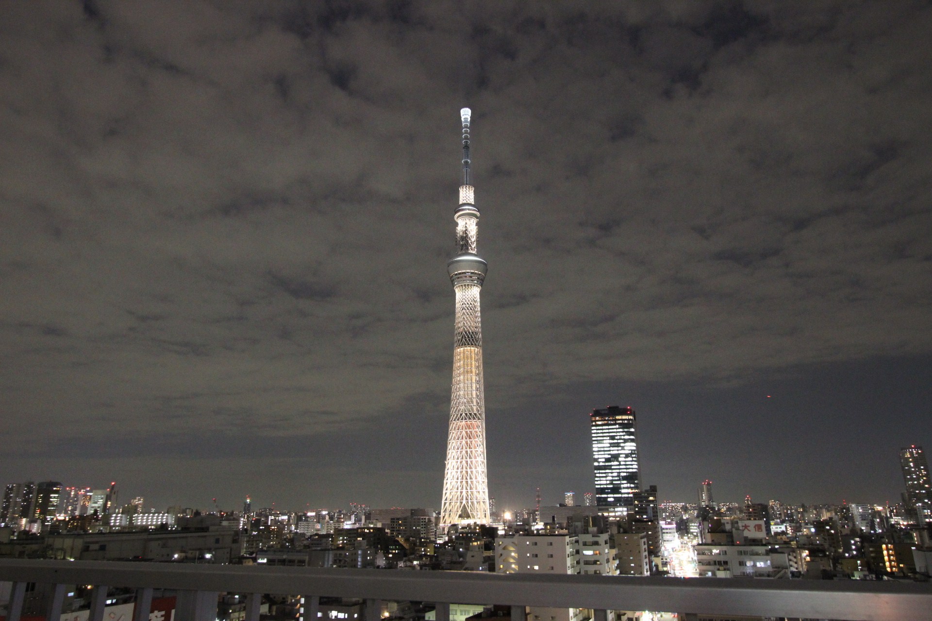 スカイツリーバレンタイン特別ライトアップ フォトラバー