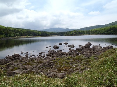 雨池全景