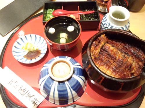 あつた蓬莱軒