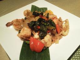 タイ風スパイシー焼きそば