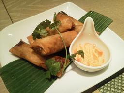 タイ風鶏の揚げ春巻