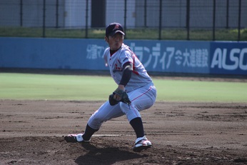 秋田教良投手
