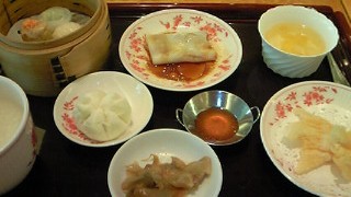 赤坂離宮の飲茶セット