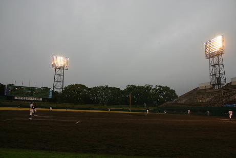 雨のわかさスタジアム京都
