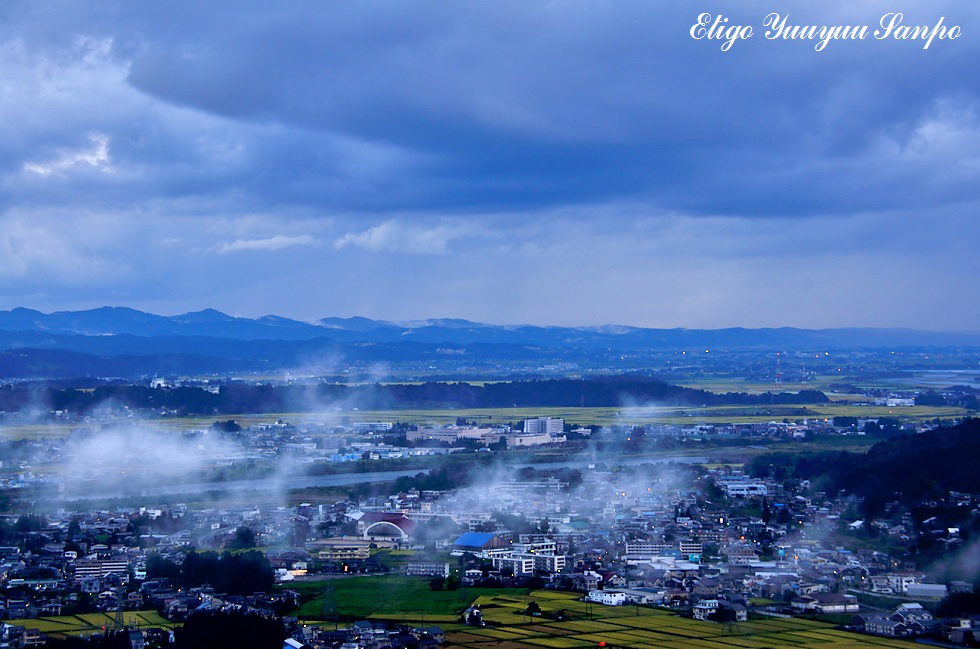 2014.09.20朝霧舞う街