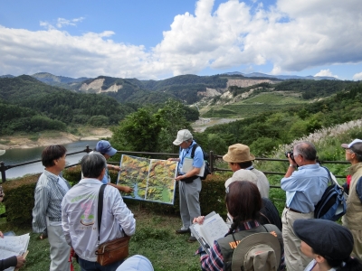 荒砥沢地すべり