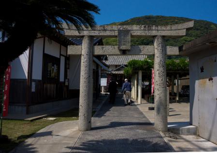 宝くじの神様「宝当神社」